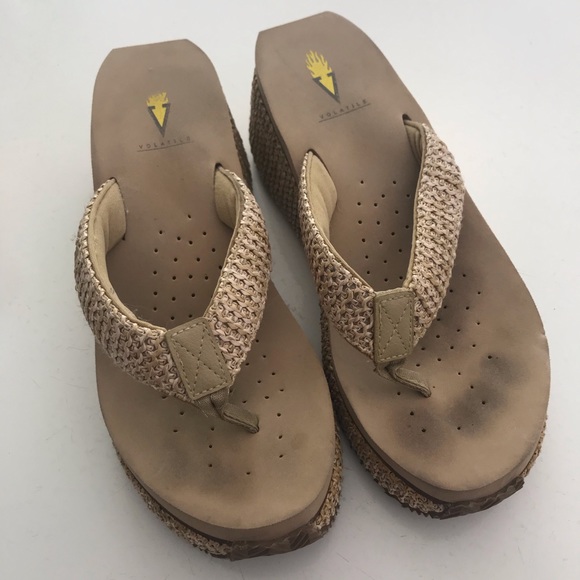 volatile platform flip flops